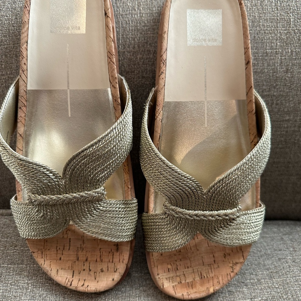 Dolce Vita Gold Woven Cork Sandals - Picture 3 of 7